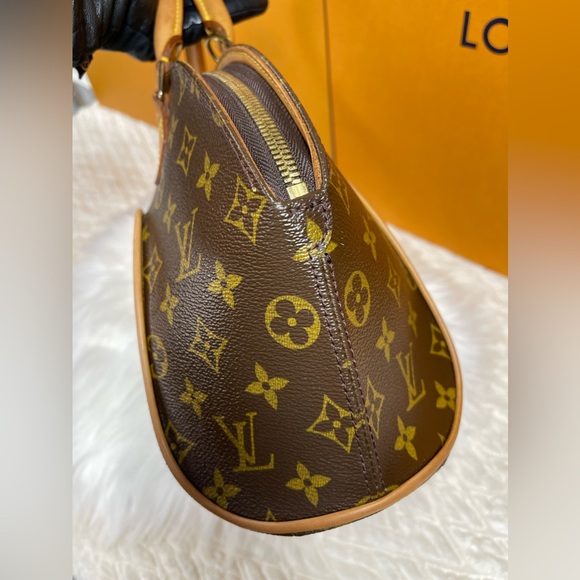 ❌SOLD❌  🌸ELLIPSE PM HANDBAG MONOGRAM - Picture 7 of 16